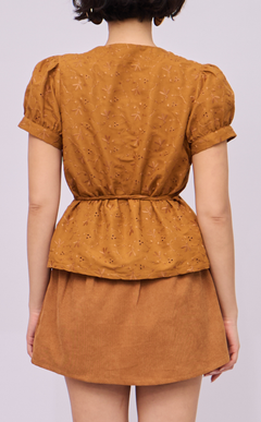 CELINE TOP - CINNAMON EYELET
