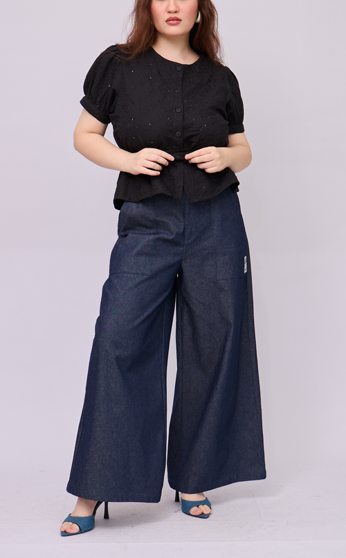 CELINE TOP - BLACK EYELET