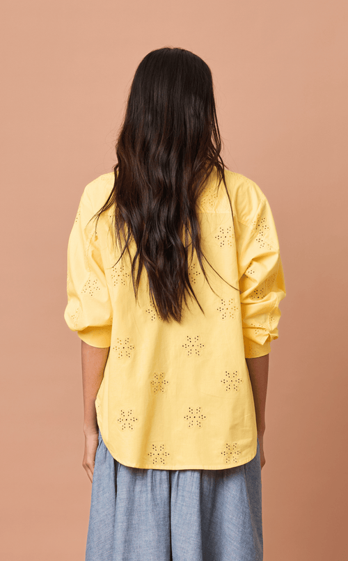 ESCOLTA TOP - YELLOW EYELET Shop.TayoStudio