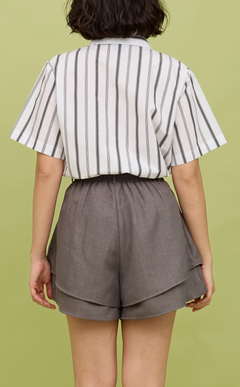 PINO TOP -  BLACK AND WHITE STRIPES w/ EMBLEM