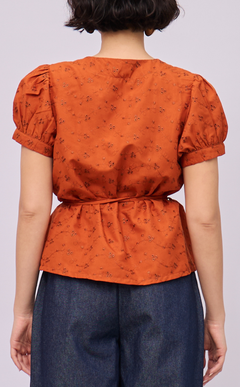 CELINE TOP - PUMPKIN EYELET