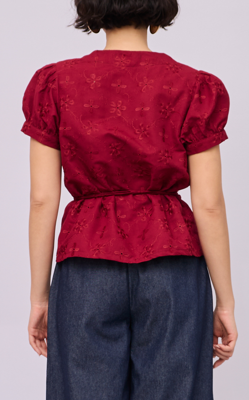 CELINE TOP - MERLOT EYELET