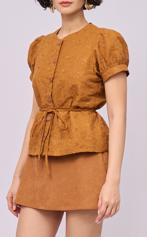 CELINE TOP - CINNAMON EYELET