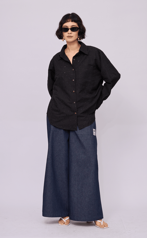 ESCOLTA TOP - BLACK EYELET